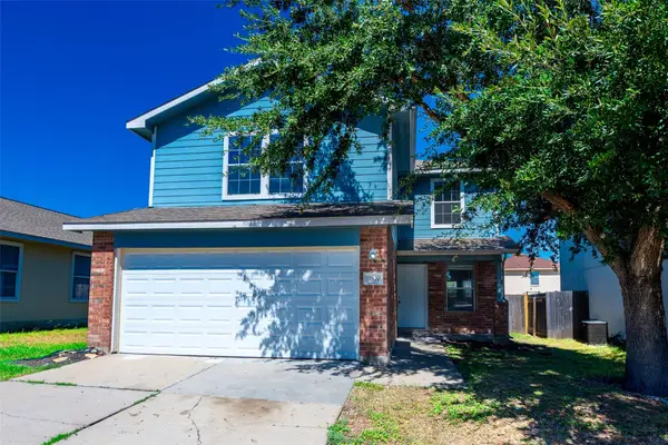 11820 Savanna Canyon Ct, Del Valle, TX 78617