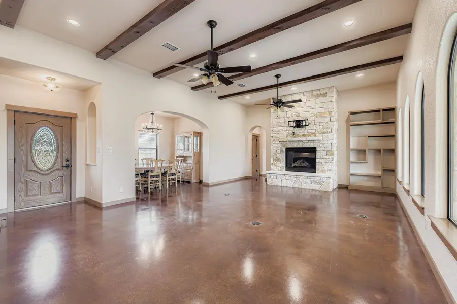 192 Freedom Dr, Georgetown, TX 78626 - Image #2