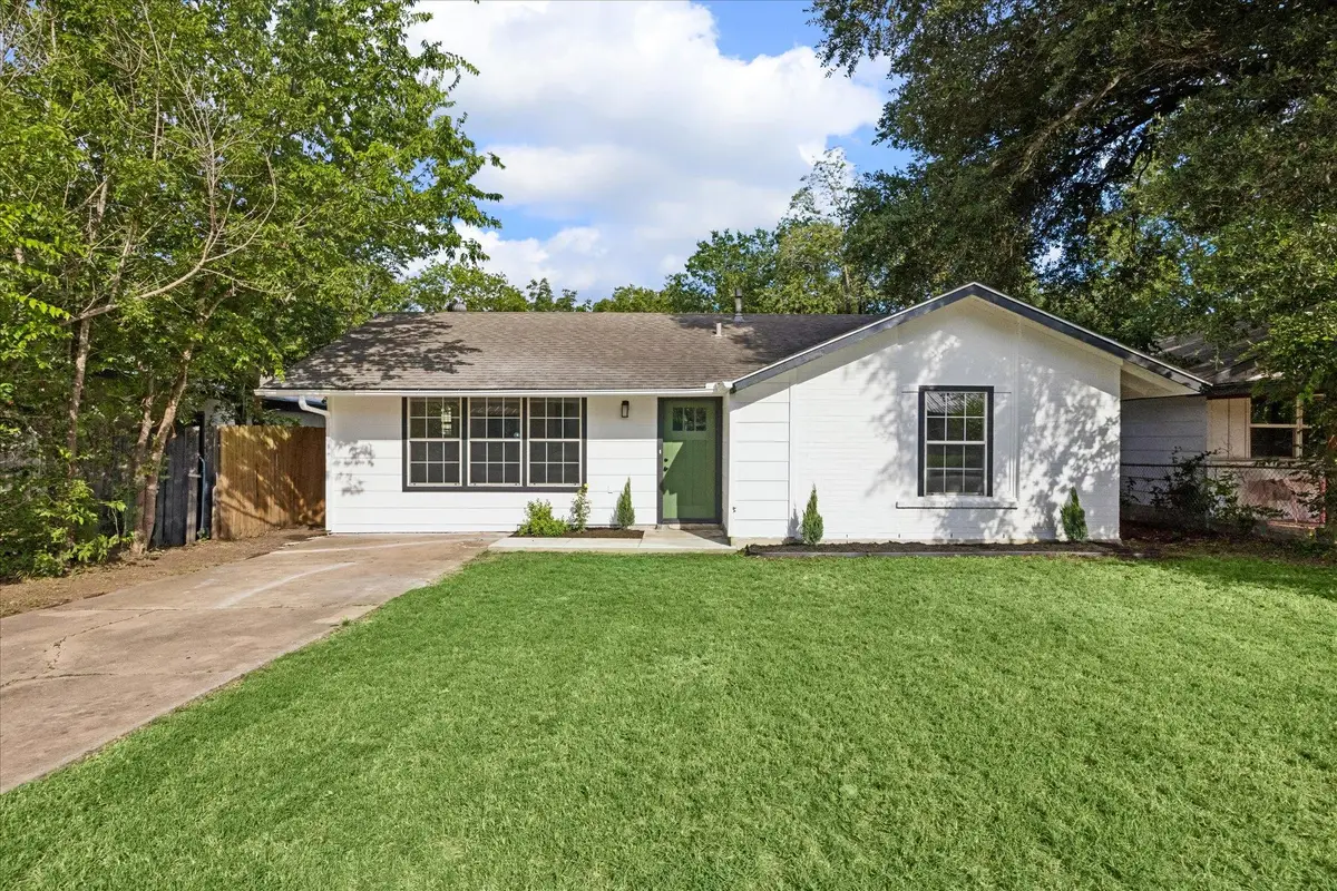 6915 Cherry Meadow Dr, Austin, TX 78745 - #1