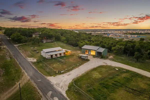 330 County Road 166, Georgetown, TX 78626