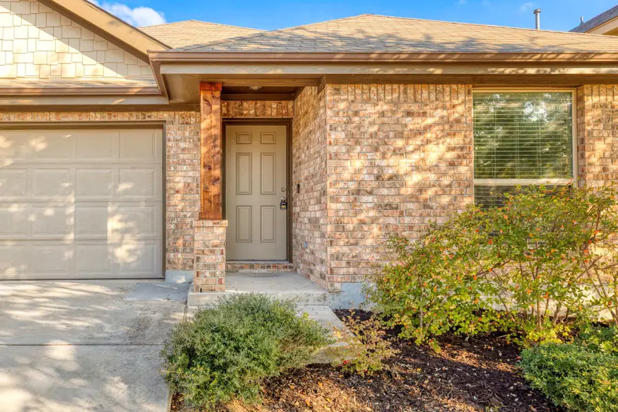 598 Dragon Ridge Rd, Buda, TX 78610 - Image #3