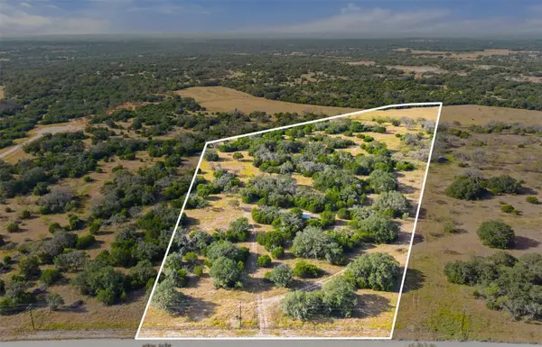 257 W Rolling Oaks Dr, Goldthwaite, TX 78644