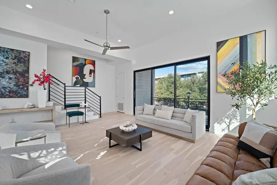 3808 Berkman Dr, Austin, TX 78723 - Image #2