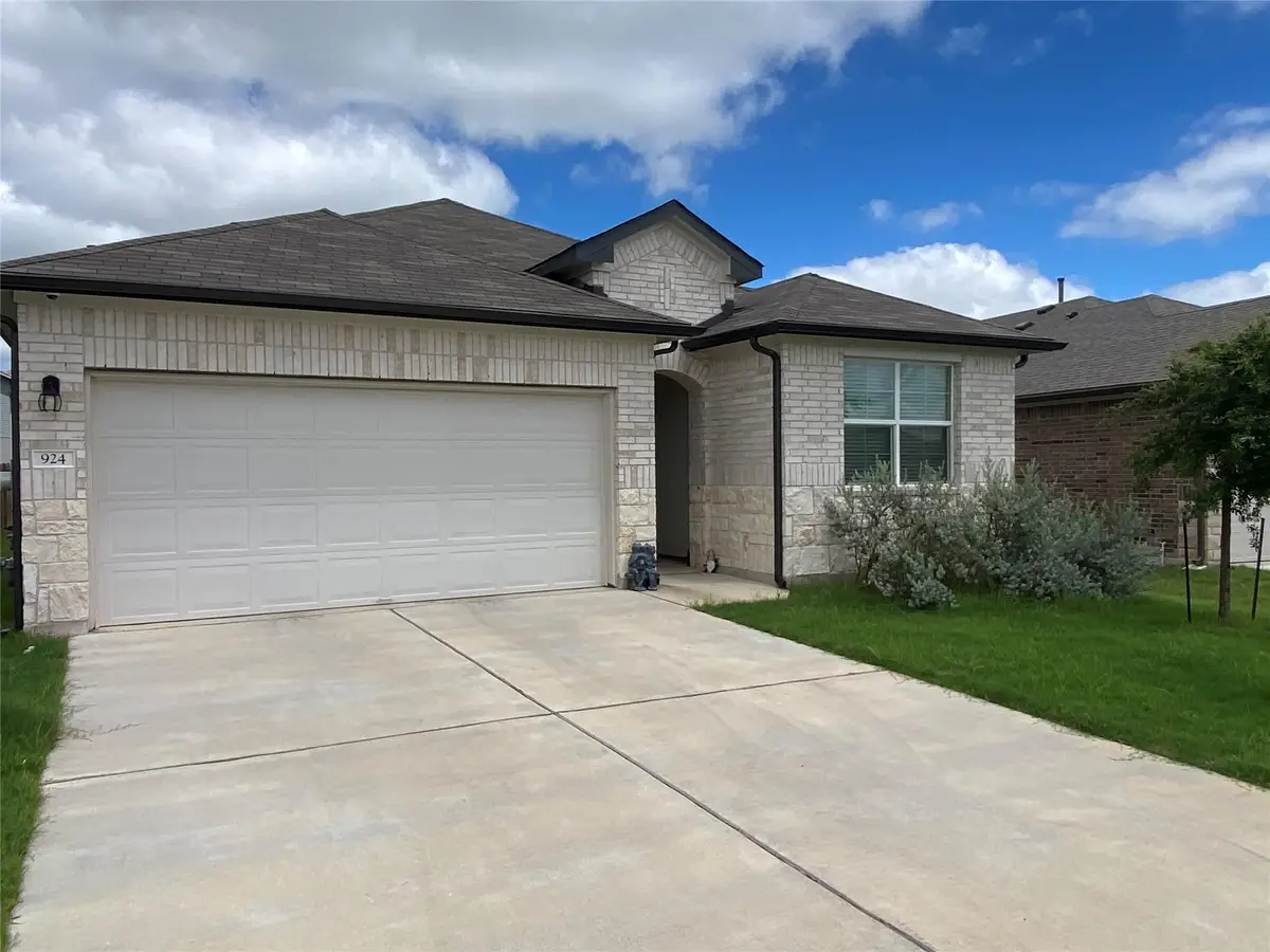 924 Vogel Dr, Georgetown, TX 78626 - #1
