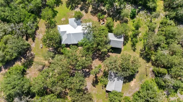 244 Woodway Dr, Elgin, TX 78621