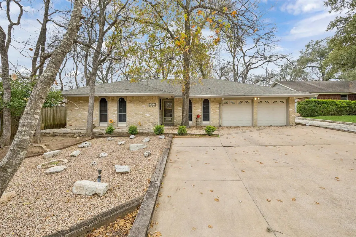 1815 Parkside Ln, Austin, TX 78745 - #1