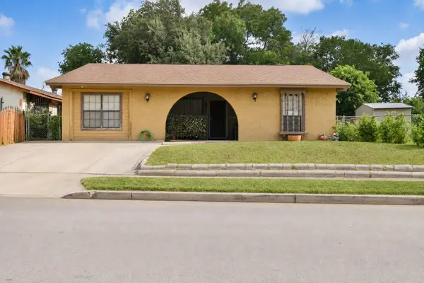1011 S Brownleaf St, San Antonio, TX 78227