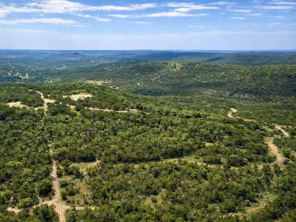 20220 Doe Run, Lago Vista, TX 78645