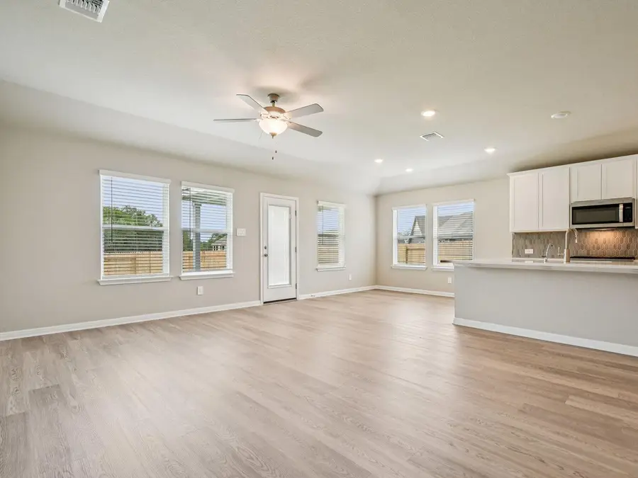 150 Coopers Hawk Crst, Cedar Creek, TX 78612 - #3