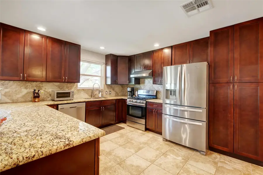 8300 Alabama Dr, Austin, TX 78745 - #3