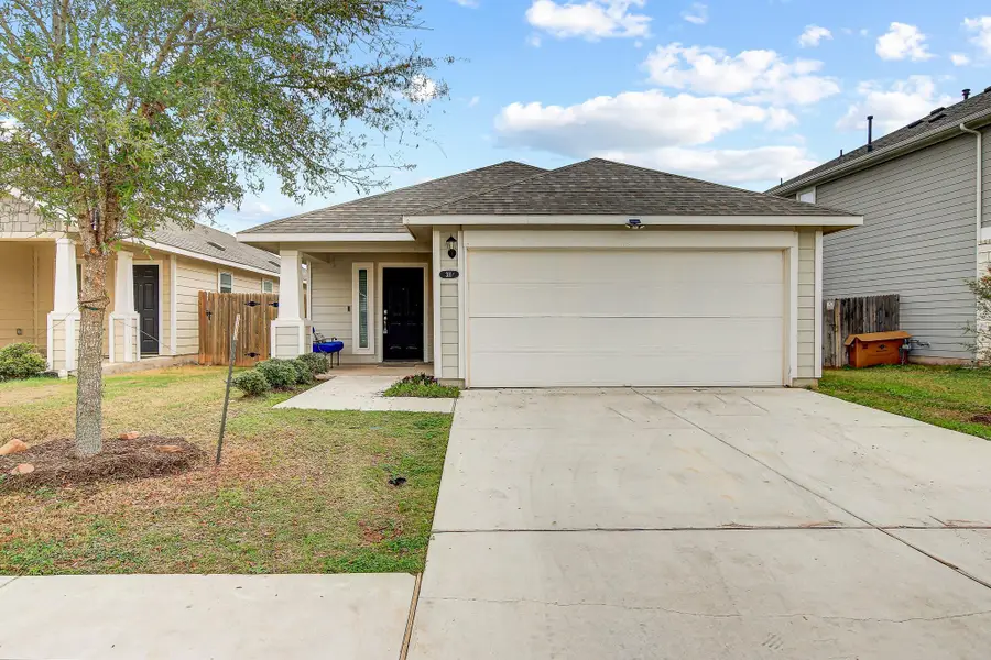 311 Trailside Ln, Bastrop, TX 78602 - #2