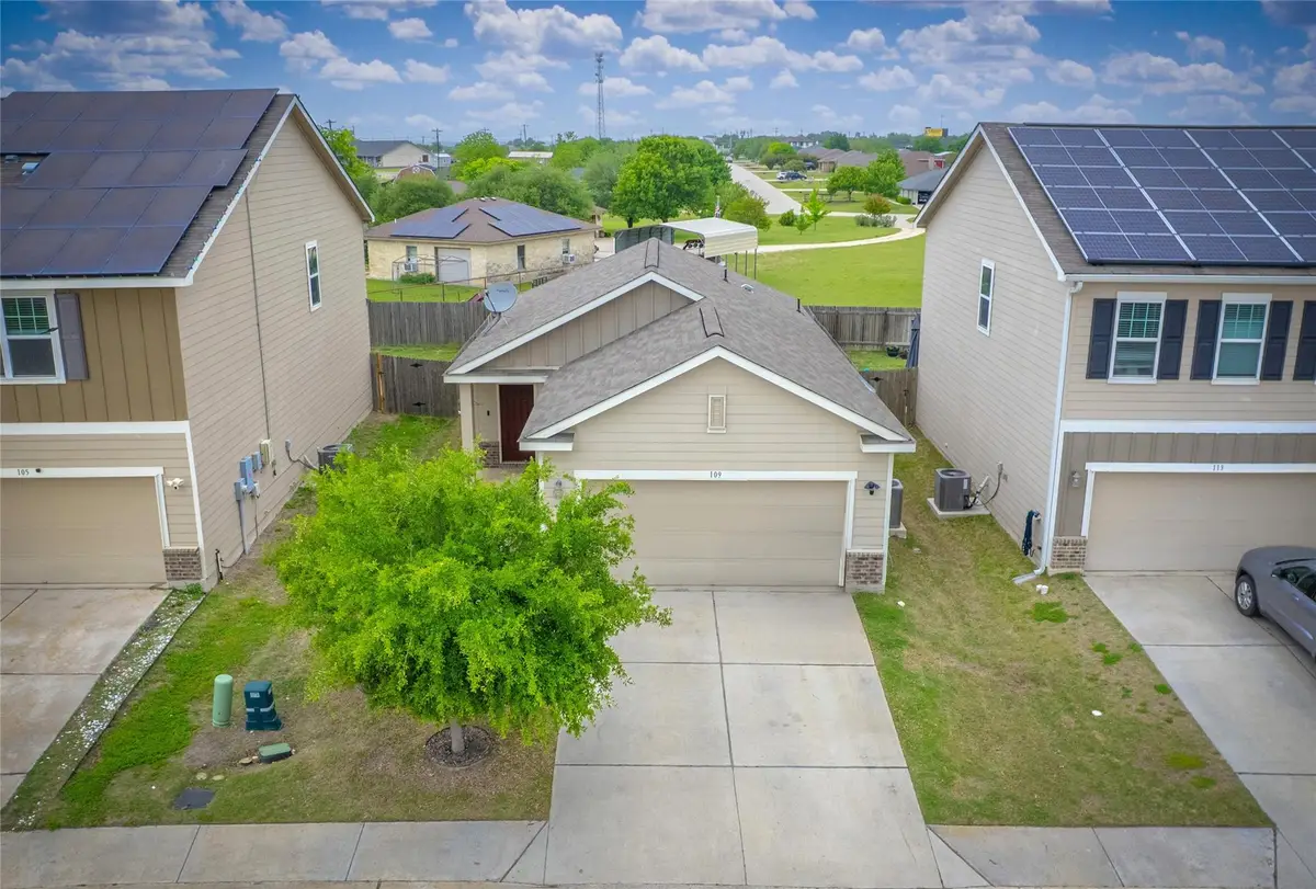 109 Rainey Dr, Jarrell, TX 76537 - #1