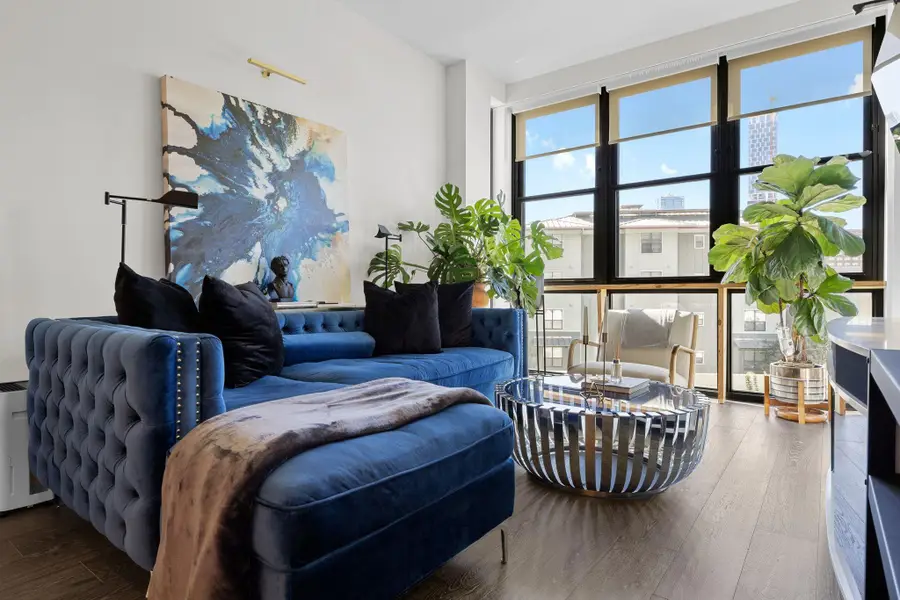 800 Embassy Dr #229, Austin, TX 78702 - Image #3