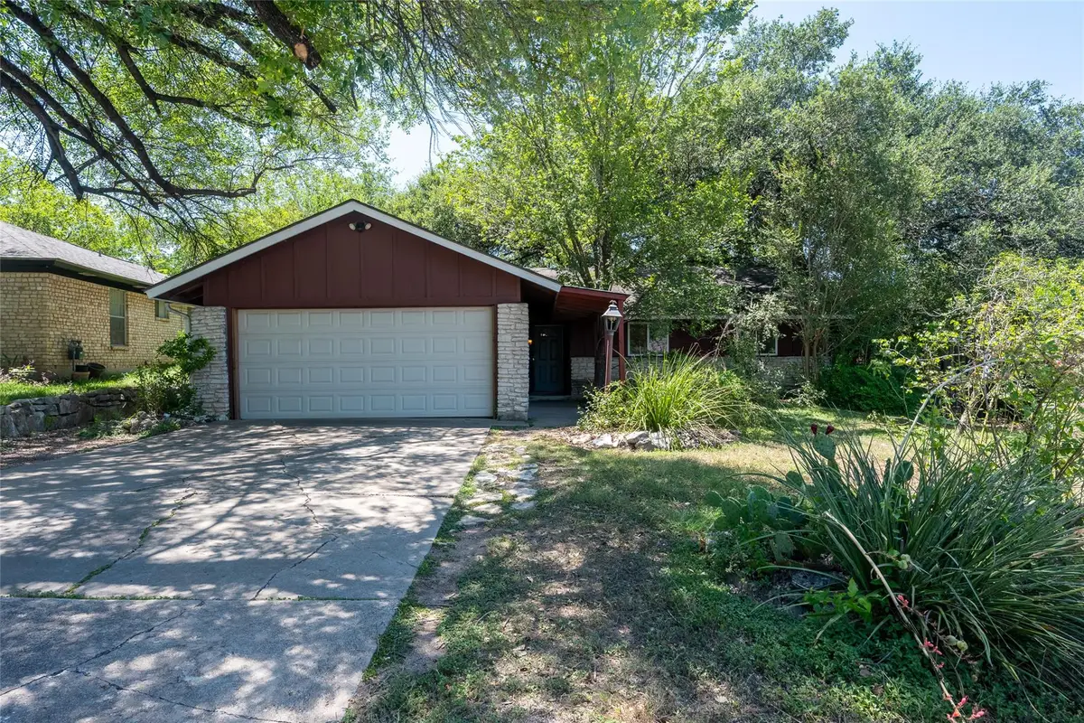 6601 Ashland Dr, Austin, TX 78723 - #1