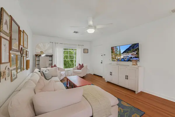 3309 Grooms St #208-2, Austin, TX 78705