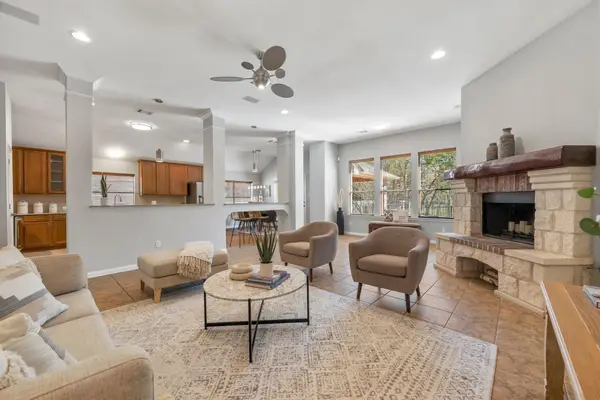 9905 Savannah Ridge Dr, Austin, TX 78726