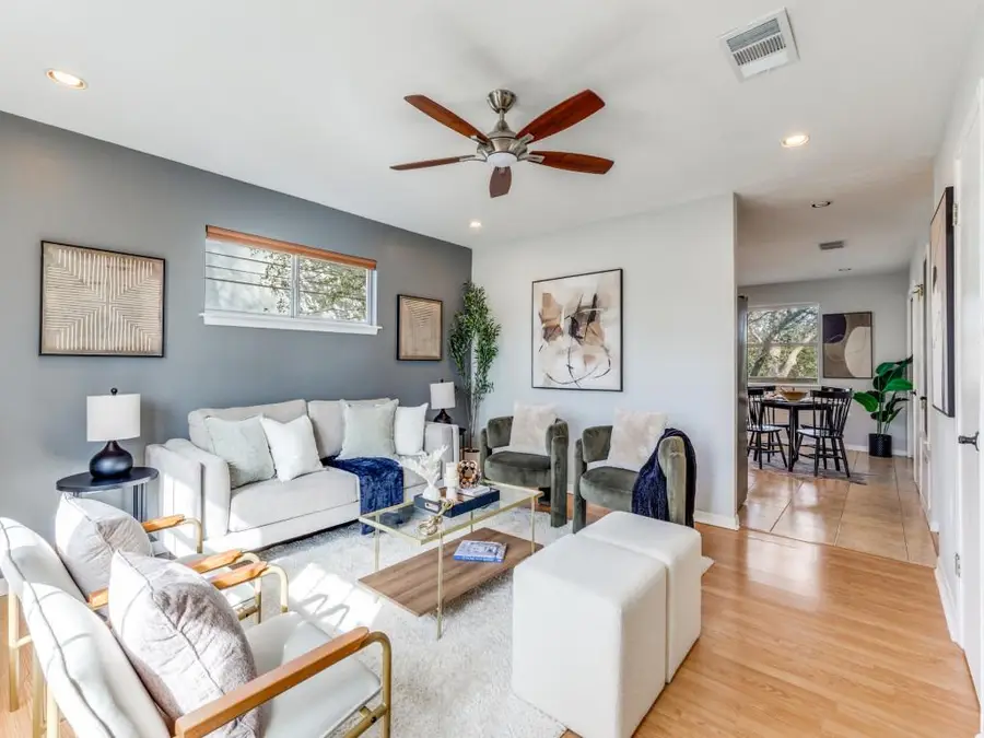 1705 Adriane Dr, Austin, TX 78721 - #2