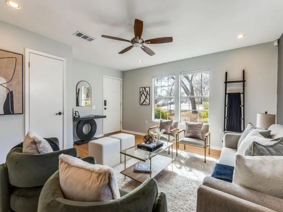 1705 Adriane Dr, Austin, TX 78721 - #3