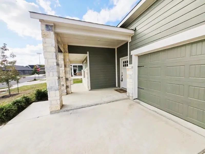 150 Santiago, Kyle, TX 78640 - Image #2