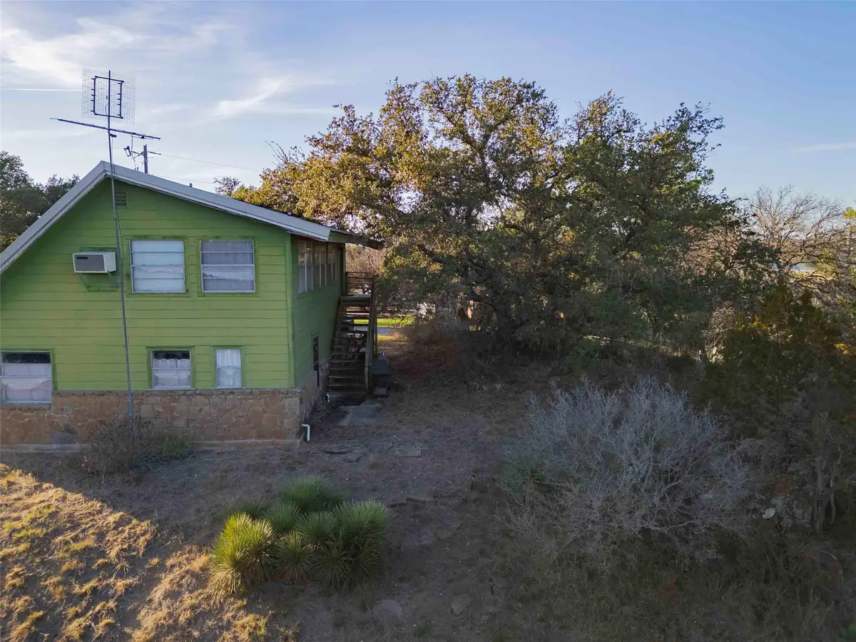 185 Roadrunner Ln, Burnet, TX 78611 - Image #1