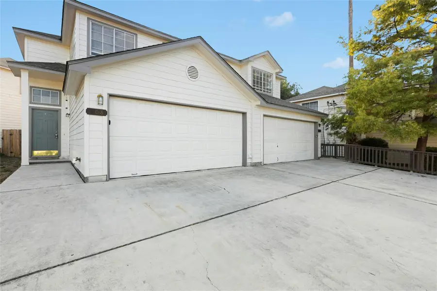 806/808 Sagewood Trl, San Marcos, TX 78666 - Image #2