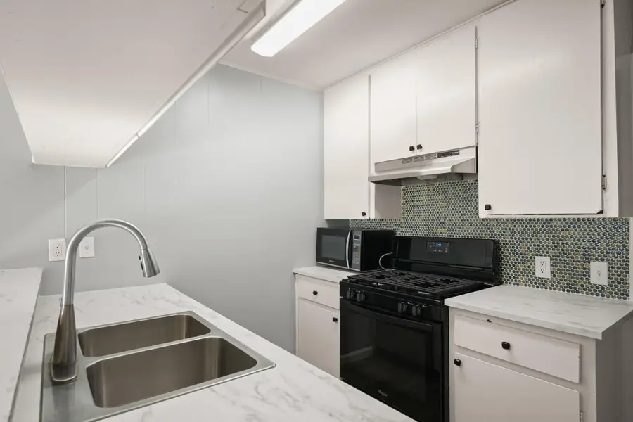 838 N Meadows Dr, Austin, TX 78758 - #2