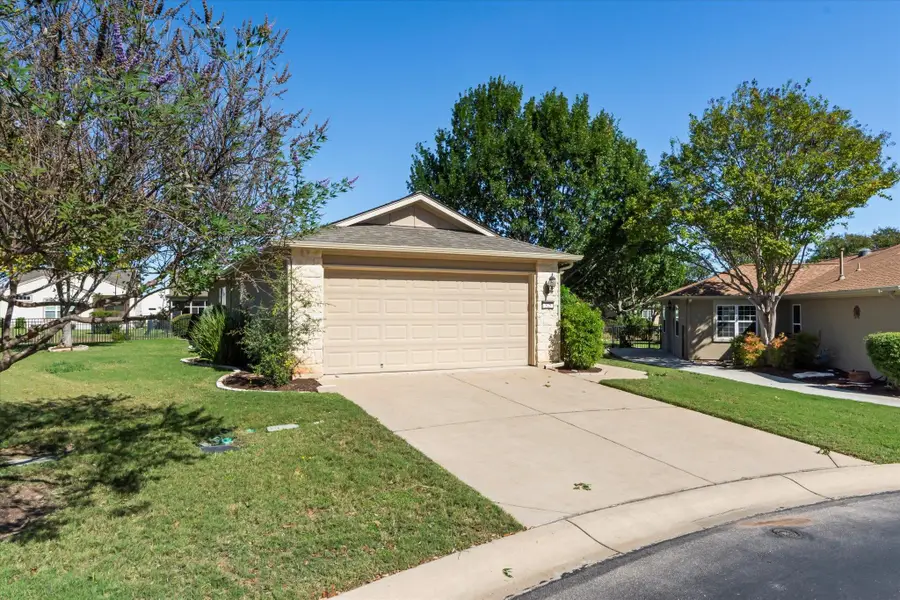 325 Barrington Farm Ct, Georgetown, TX 78633 - Image #3
