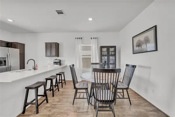 752 Circle Way #35H, Jarrell, TX 76537