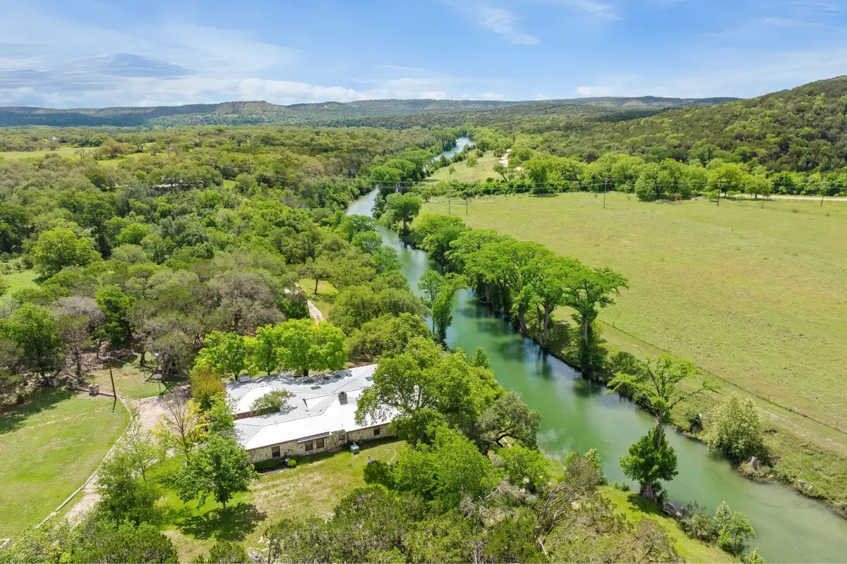 4711 Wayside Dr, Wimberley, TX 78676 - Image #1