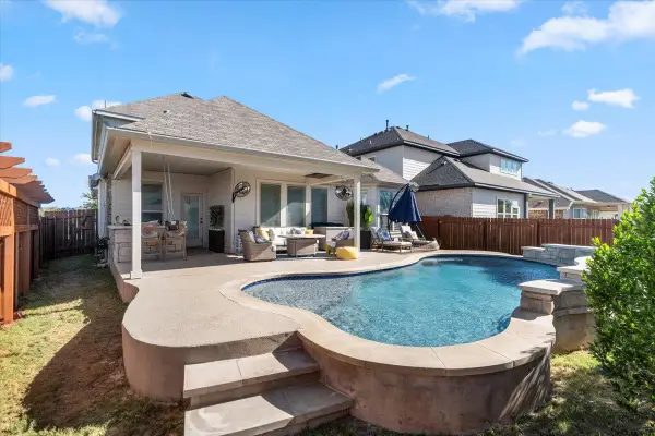 6401 Golden Bough Ln, Pflugerville, TX 78660