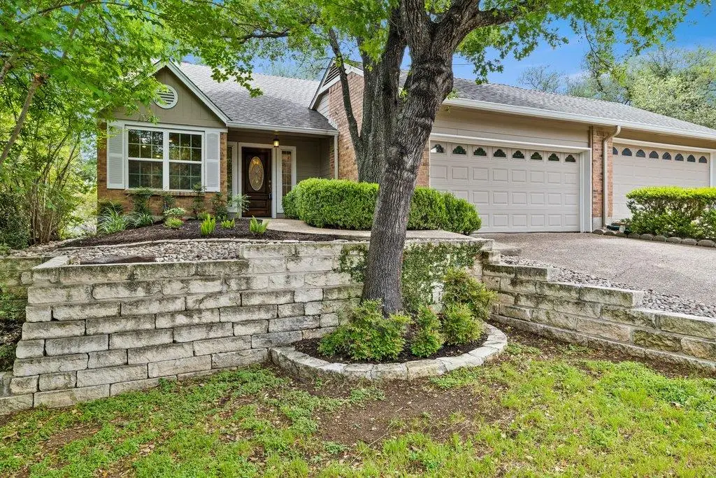 3815 Williamsburg Cir, Austin, TX 78731 - #1