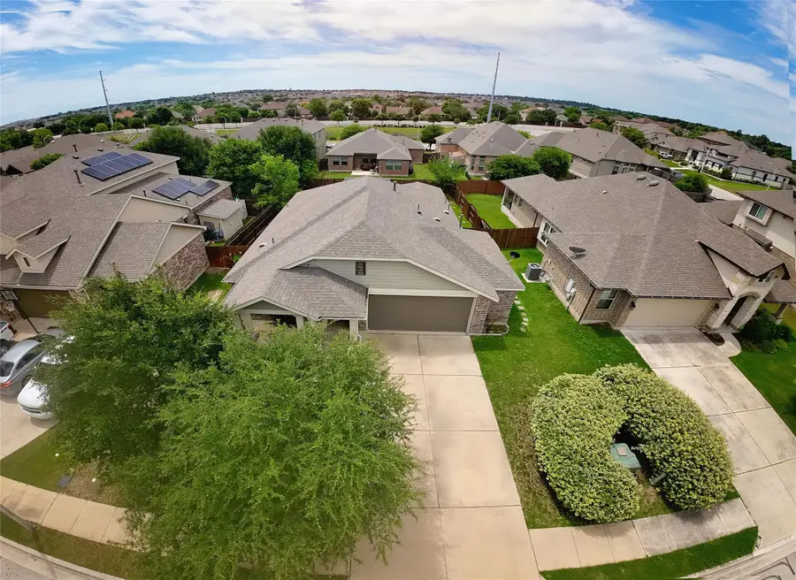 2108 Maplewood Dr, Leander, TX 78641 - #3