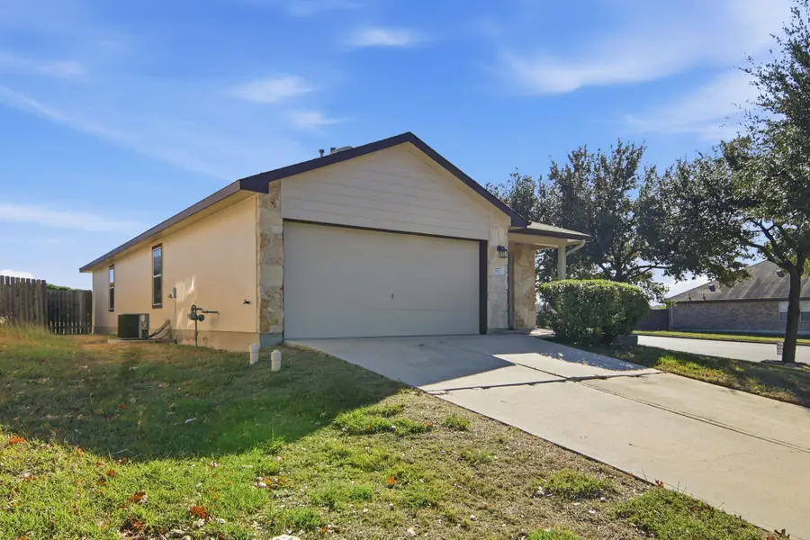 177 Pebble Creek Ln, Buda, TX 78610 - Image #3