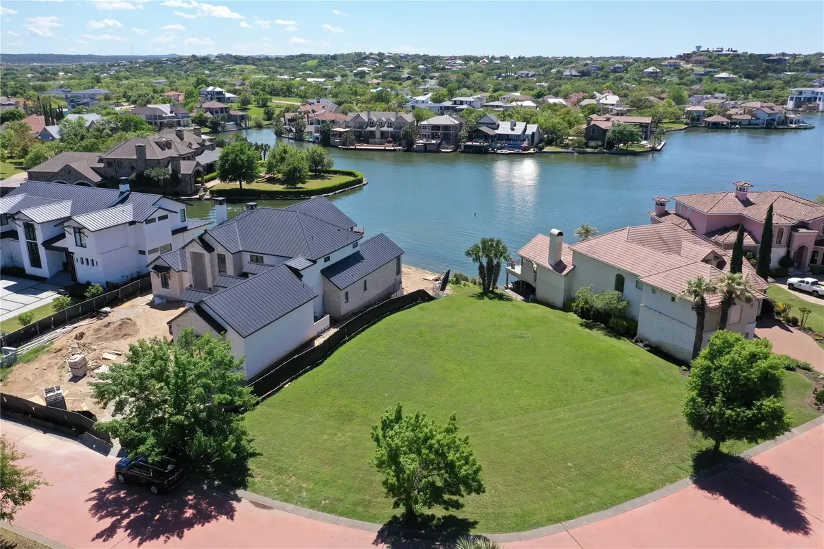 109 Applehead Island Dr, Horseshoe Bay, TX 78657 - Image #1