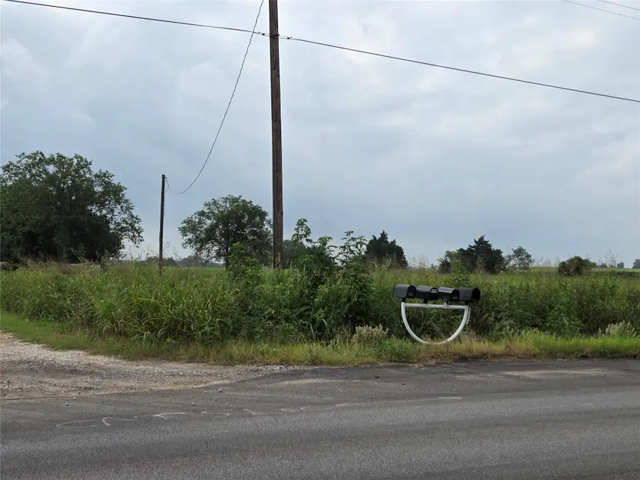 109 Prairie Ln, Elgin, TX 78621 - #2