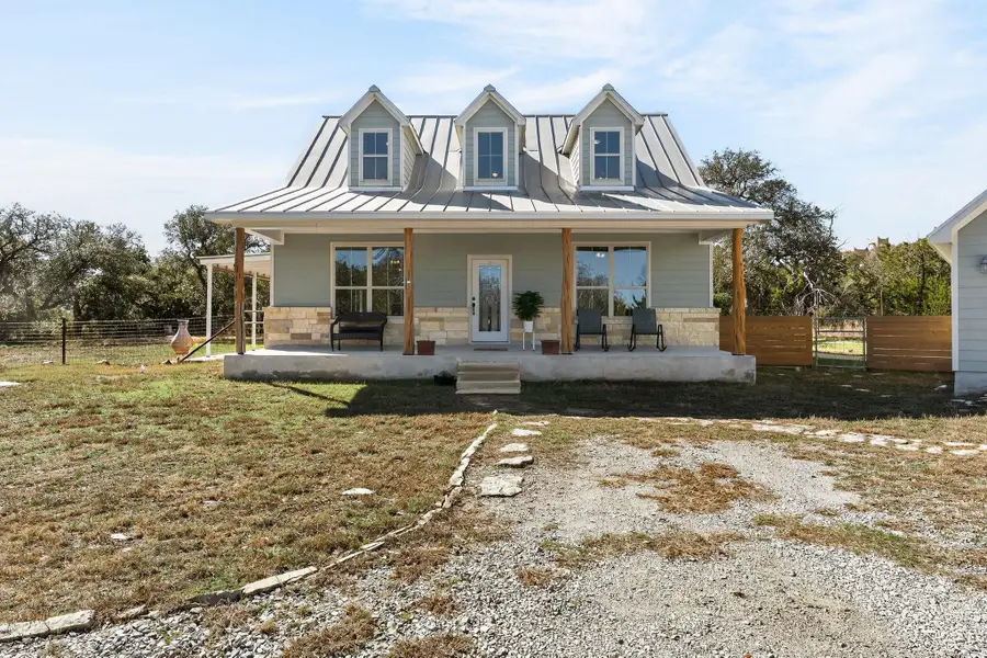 923 N Debco Ln, Spicewood, TX 78669 - #2