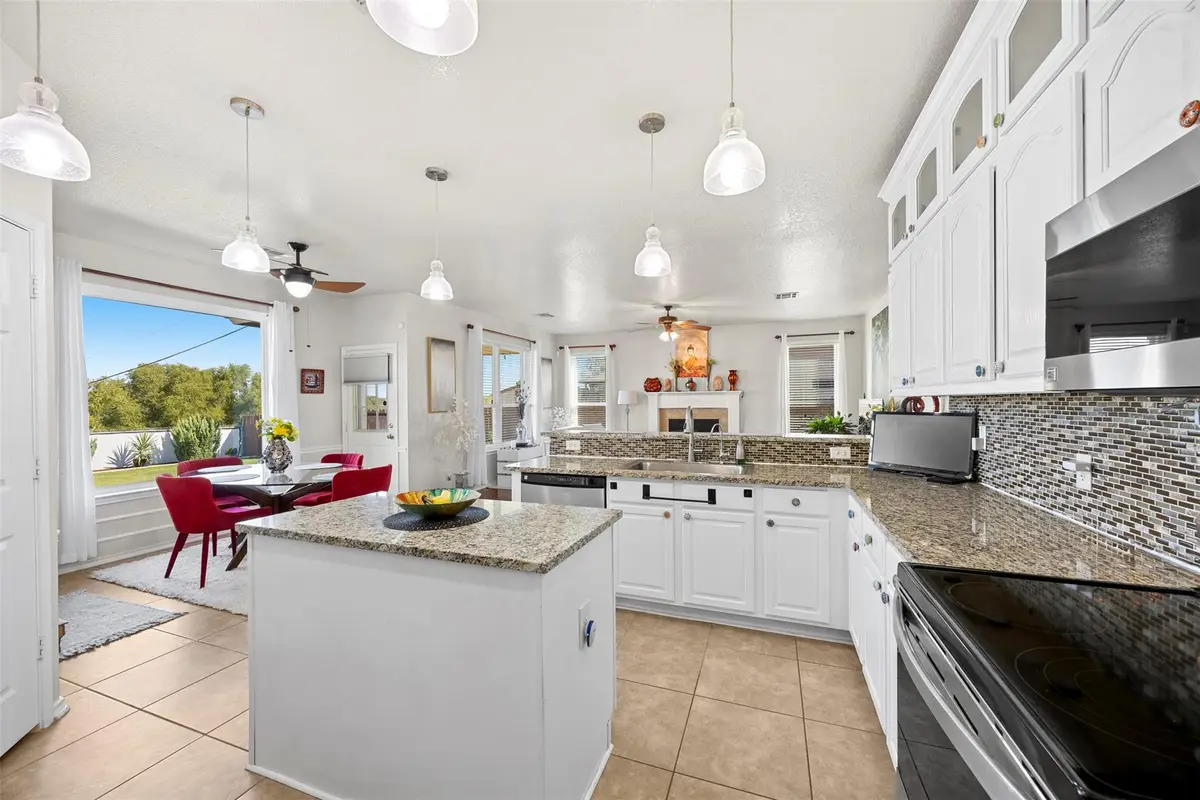 1911 Schorn Dr, Killeen, TX 76542 - Image #1