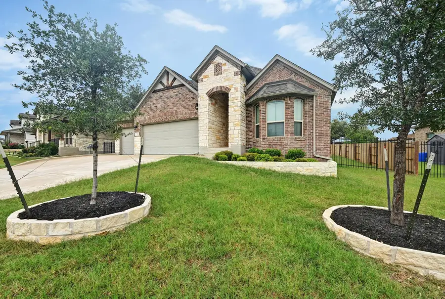 918 Valley View Dr, Leander, TX 78641 - #2