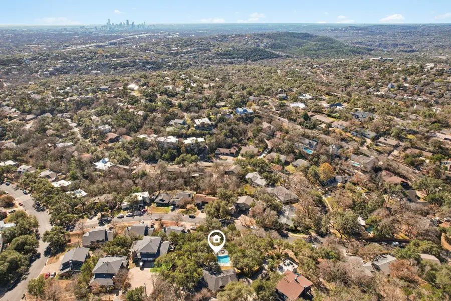 3902 Knollwood Dr #A, Austin, TX 78731 - Image #2