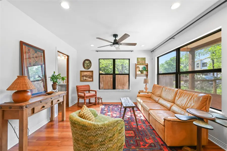 2107 E 13th St, Austin, TX 78702 - #2