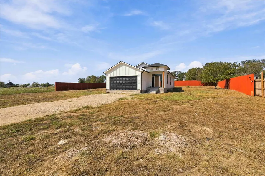 133 Esperanza Dr, Bastrop, TX 78602 - #3
