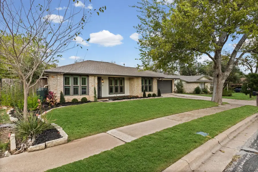 11004 Rustic Manor Ln, Austin, TX 78750 - Image #3