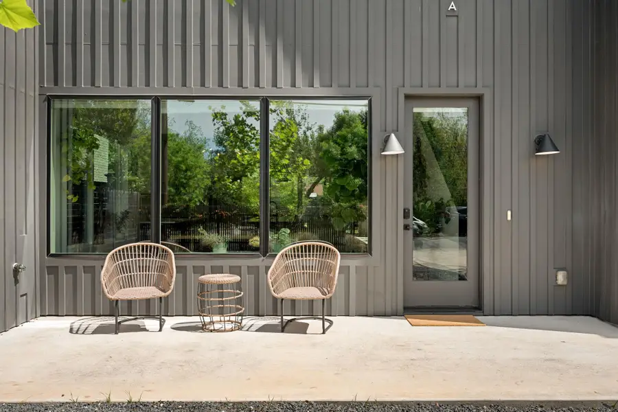 3302 Goodwin Ave #A, Austin, TX 78702 - #3