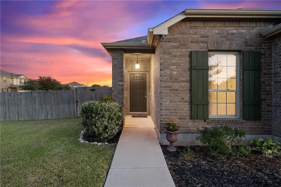 229 Wells Bnd, Hutto, TX 78634 - Image #2