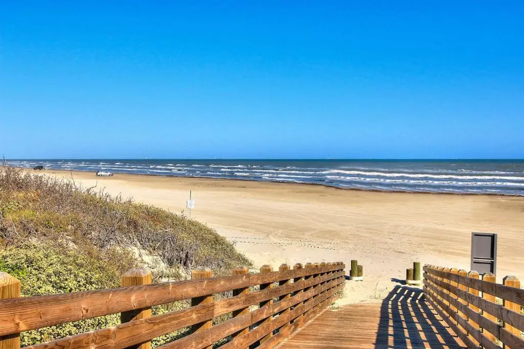 630 W Center Sq #303, Port Aransas, TX 78373 - #1