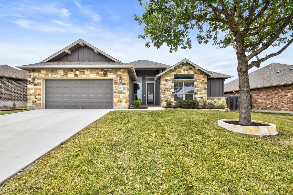 2281 Sungate Dr, New Braunfels, TX 78130 - #1