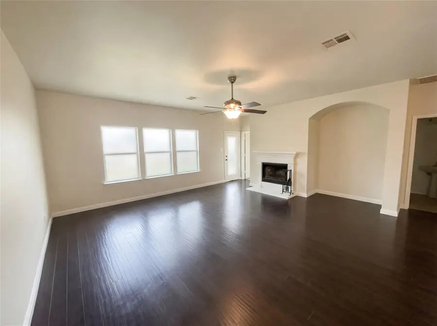 128 Inman Dr, Hutto, TX 78634 - #3