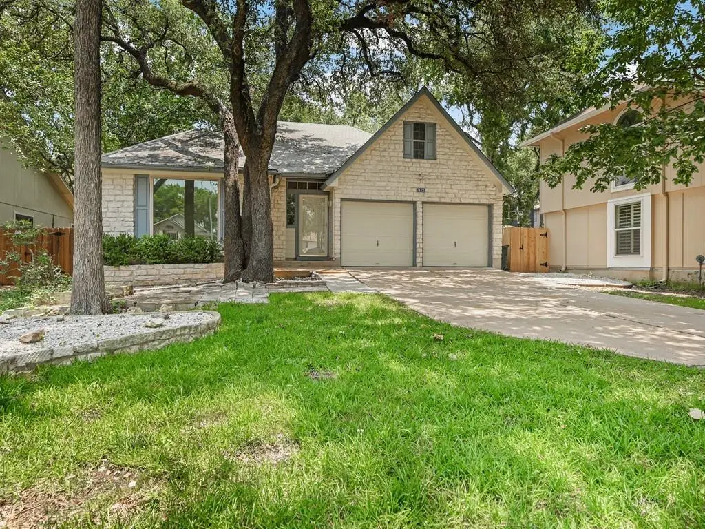 7423 Dallas Dr, Austin, TX 78729 - Image #1