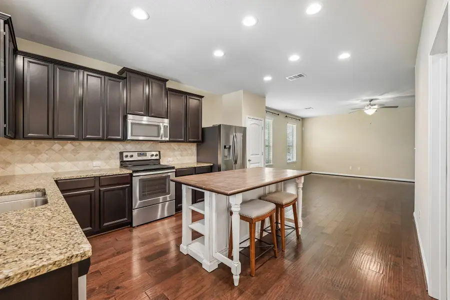 323 Quarry Ln, Liberty Hill, TX 78642 - #2
