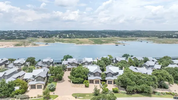 19404 Bold Venture Dr #17, Spicewood, TX 78669